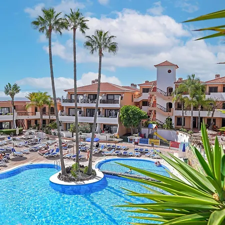 Newly Renovated, Luxurious With A Heated Pool - By Tenerifehints * San Miguel de Abona