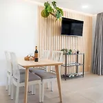 Newly Renovated, Luxurious With A Heated Pool - By Tenerifehints Holiday home *