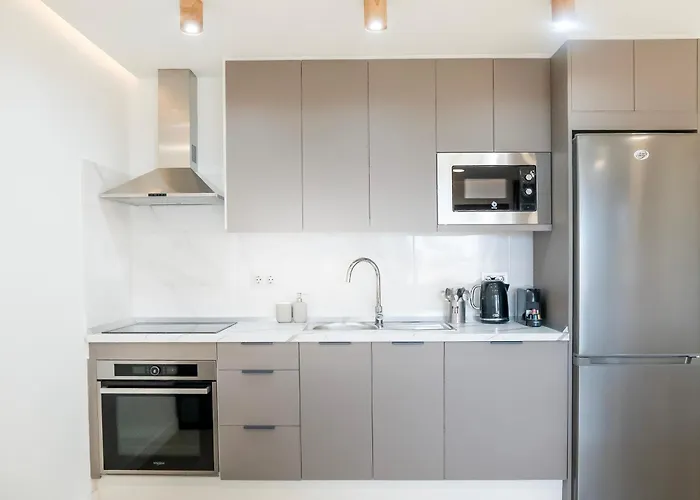 Newly Renovated, Luxurious Apartment With A Heated Pool - By Tenerifehints