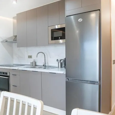 Casa de Férias Newly Renovated, Luxurious With A Heated Pool - By Tenerifehints