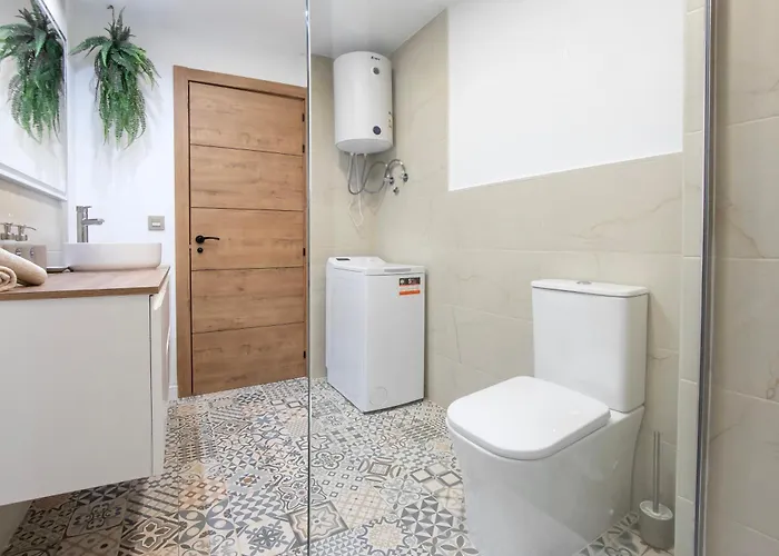 Newly Renovated, Luxurious With A Heated Pool - By Tenerifehints Holiday home San Miguel de Abona